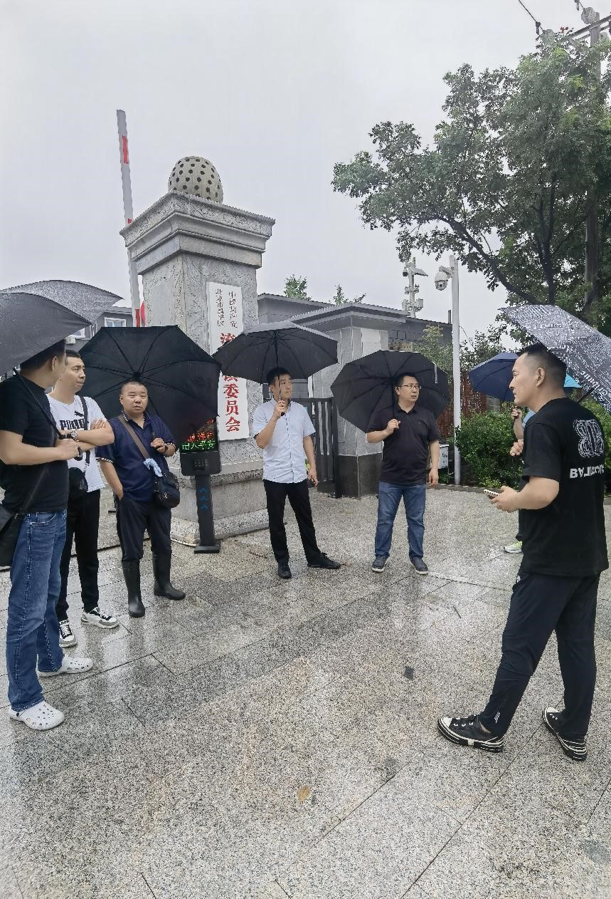 暴雨如注、山洪汹涌——弘扬光泽精神，支援抗洪救险  